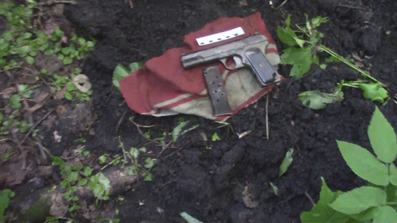 В Мордовии бывший член ОПГ «сдал» пистолет