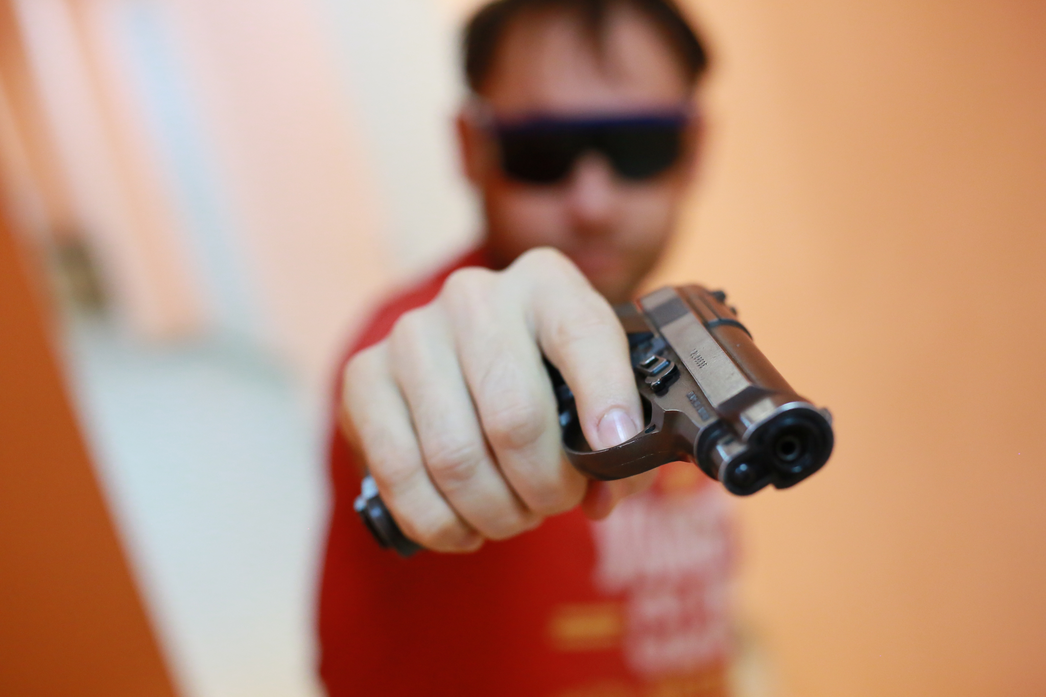 Житель Саранска пытался освободить парковочное место с помощью пистолета