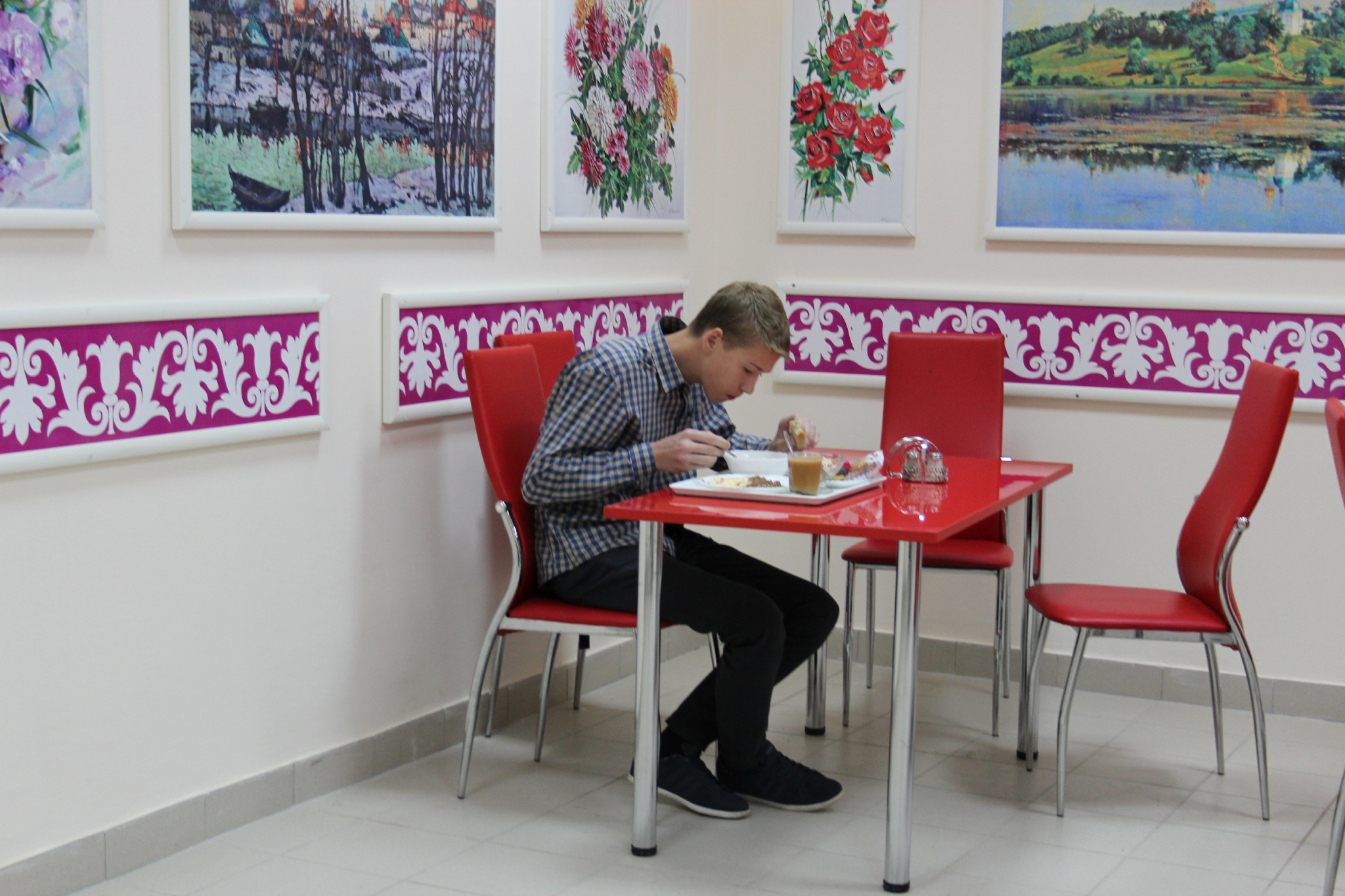 В Мордовии не кормили детей-инвалидов