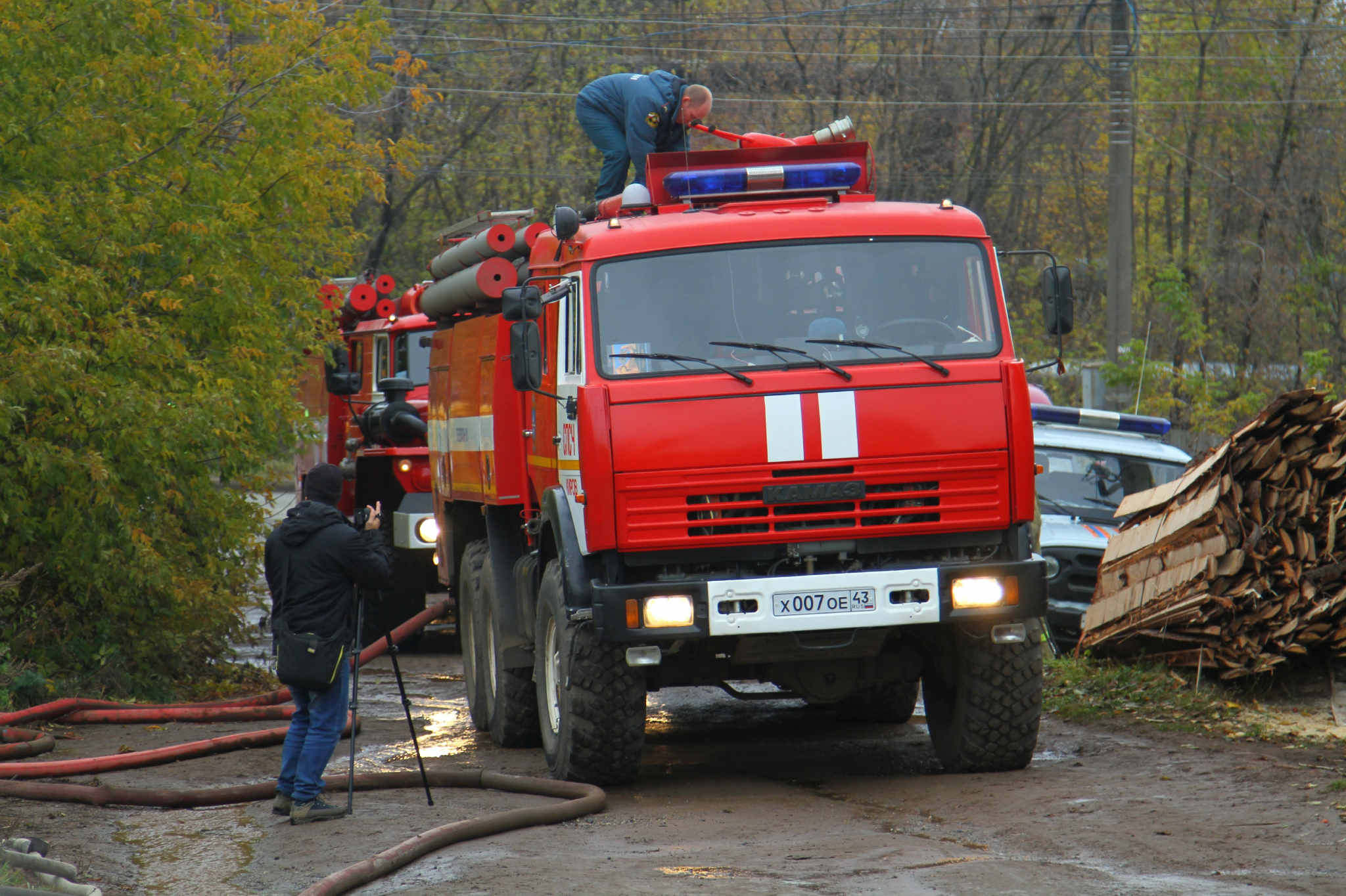 В Мордовии огонь уничтожил склад с углем