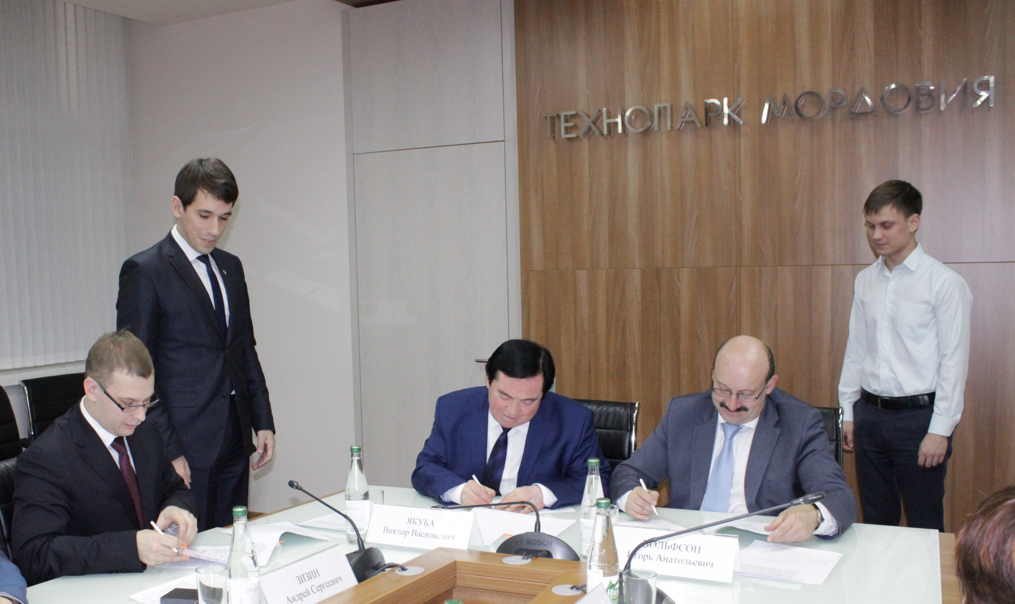 «Ростелеком» подписал соглашение о стратегическом партнерстве с инновационным и промышленным кластерами Республики Мордовия