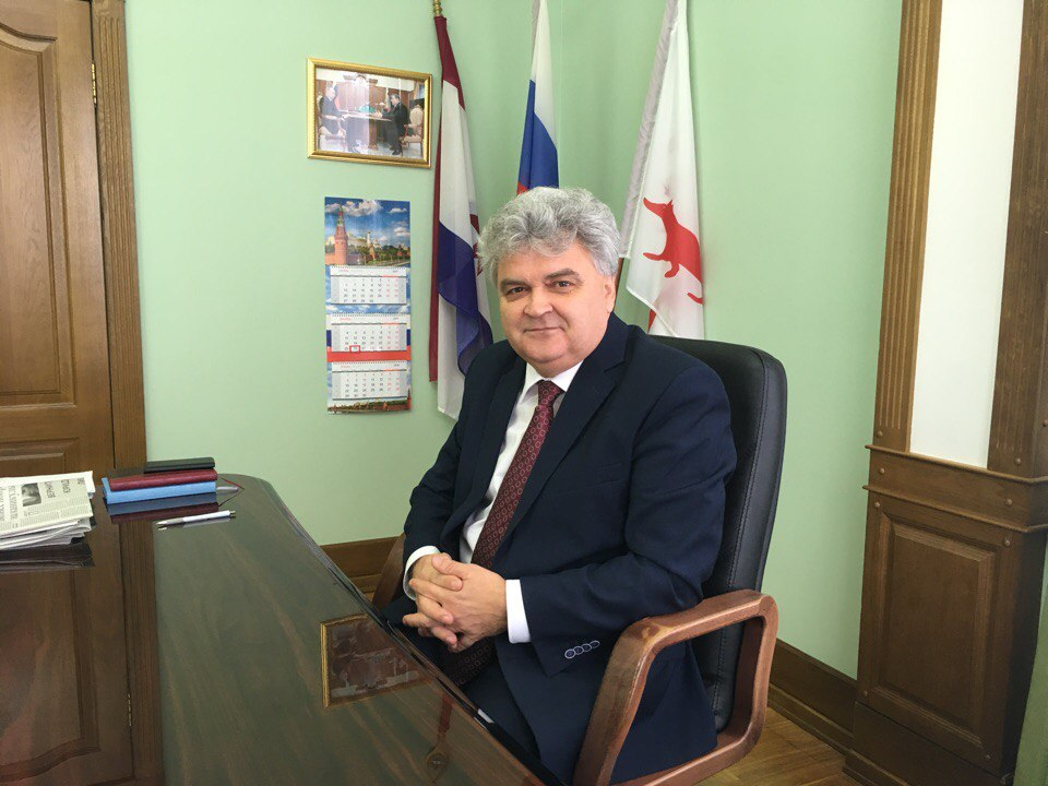 Глава городского округа Саранск поздравляет с Новым годом