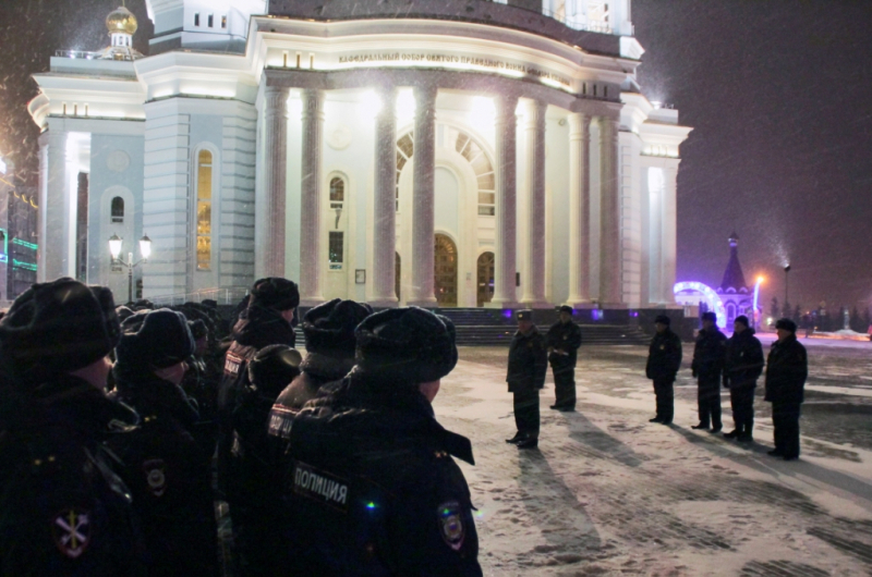 Более тысячи сотрудников полиции Мордовии следили за порядком в Рождество
