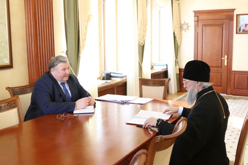 Глава Мордовии провел рабочую встречу с митрополитом Зиновием 