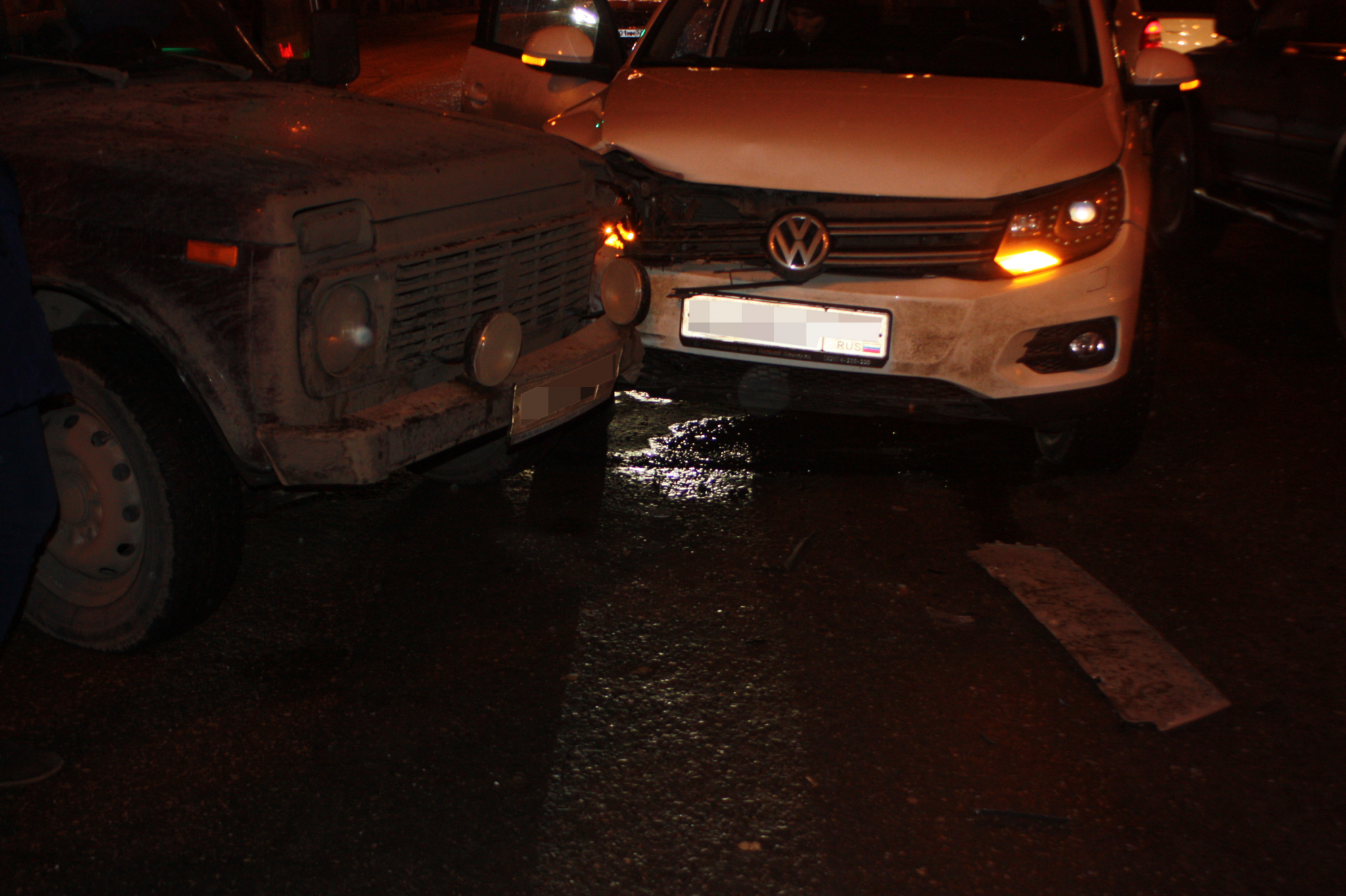 В Мордовии столкнулись два автомобиля: два человека пострадали