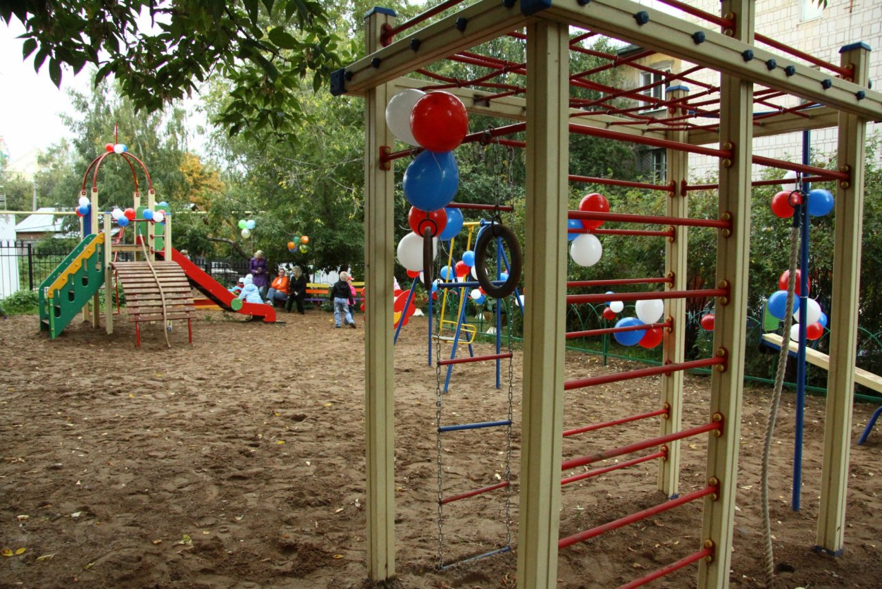 В Мордовии следователи заинтересовались падением ребенка с горки в детском саду 