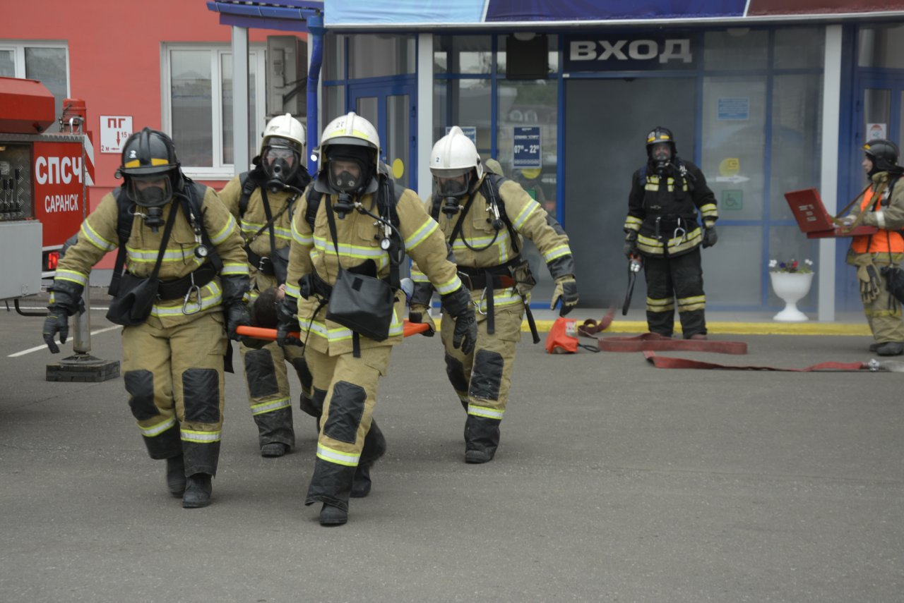 Сотрудники МЧС Мордовии «спасали» людей в гостиничном комплексе «Тавла» и на тренировочном стадионе 