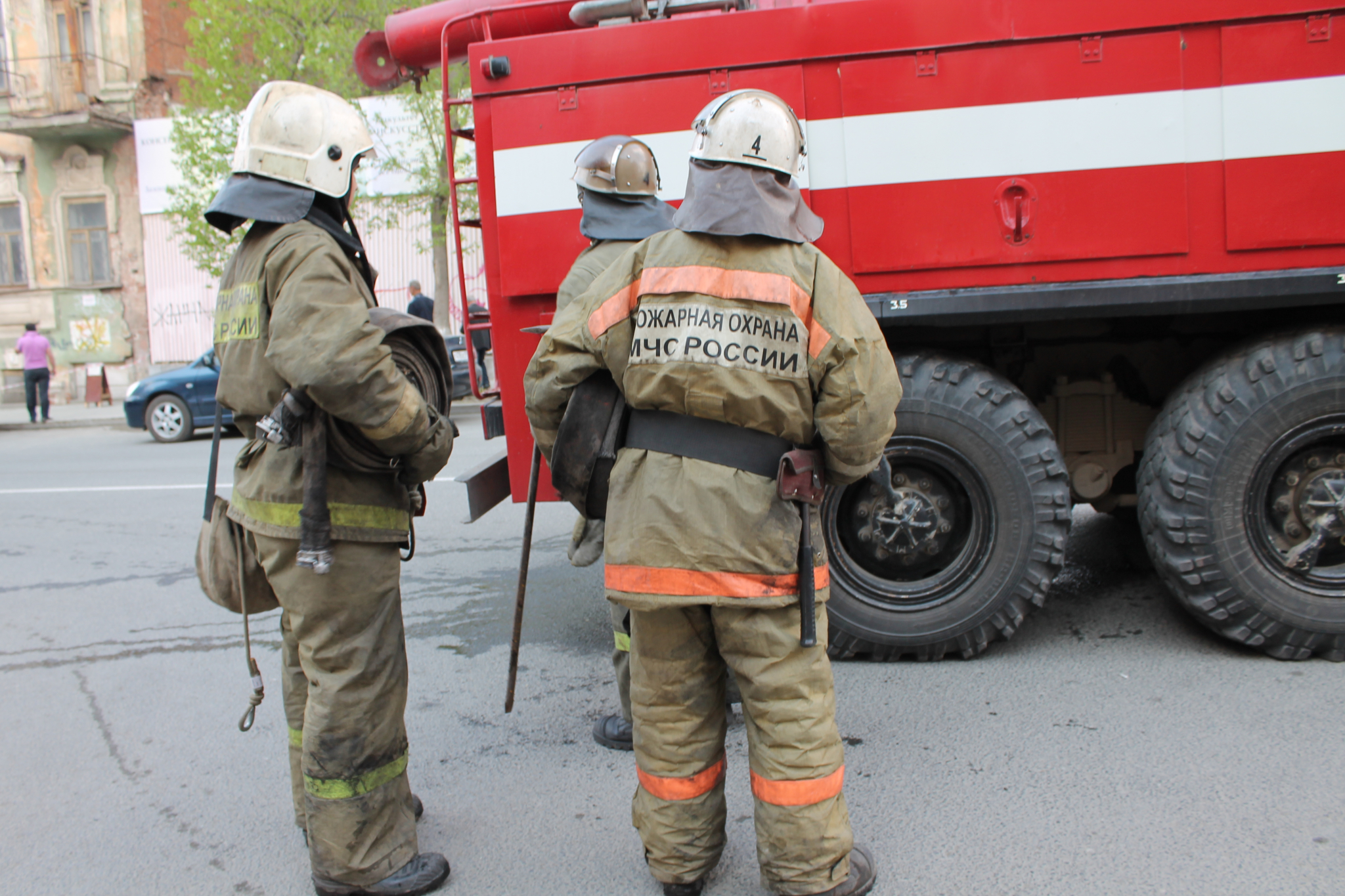 В Саранске произошел пожар на заводе автосамосвалов