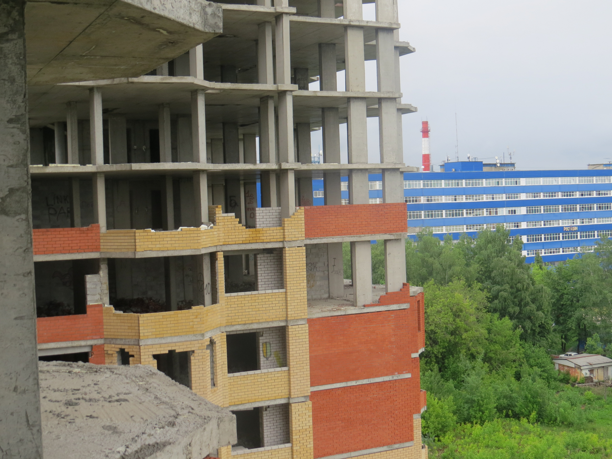 Житель Саранска пострадал на стройке в Москве