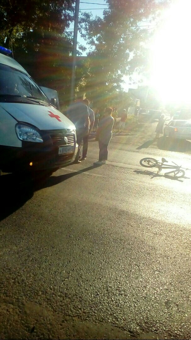 В Саранске юный велосипедист врезался в легковушку