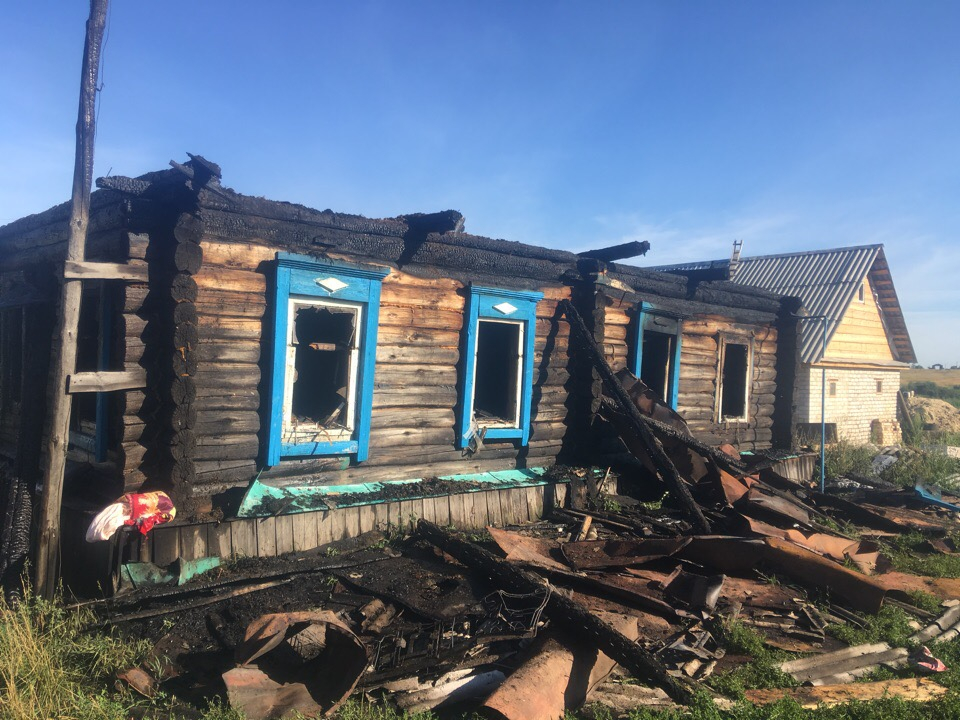 Житель Мордовии получил сильные ожоги, пытаясь вытащить сожительницу из горящего дома