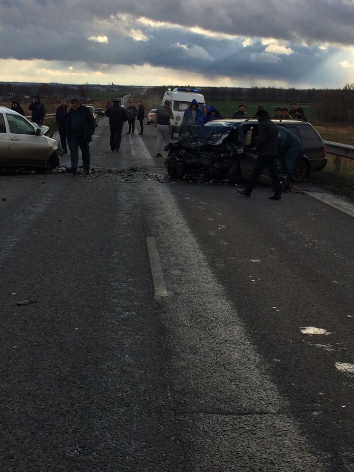 В Мордовии столкнулись два автомобиля: четверо погибли