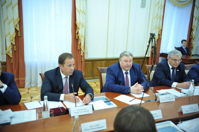 В Саранске под председательством полномочного представителя Президента РФ в ПФО обсудили вопросы реализации нацпроектов