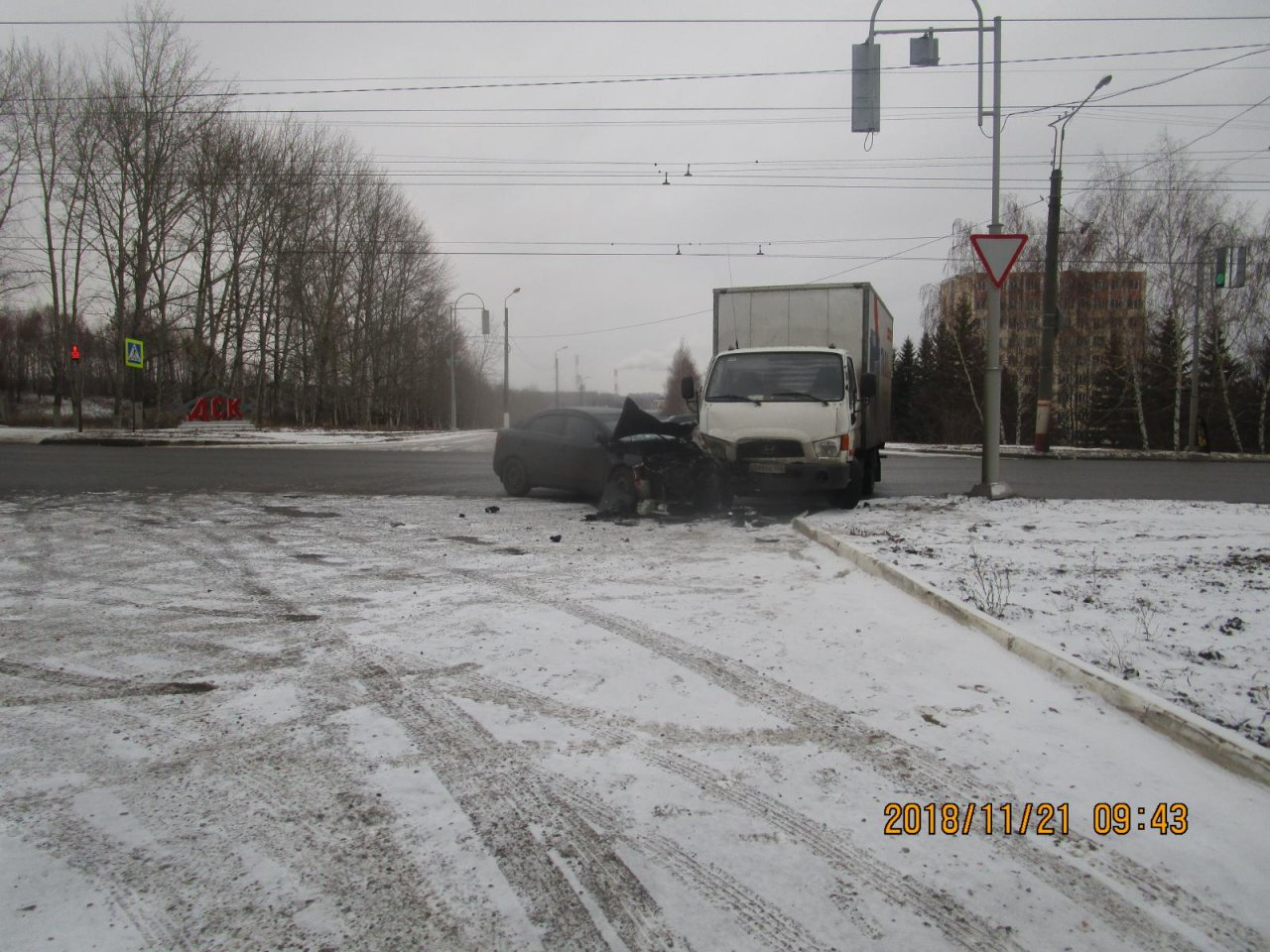 В Саранске водитель грузовика спровоцировал ДТП