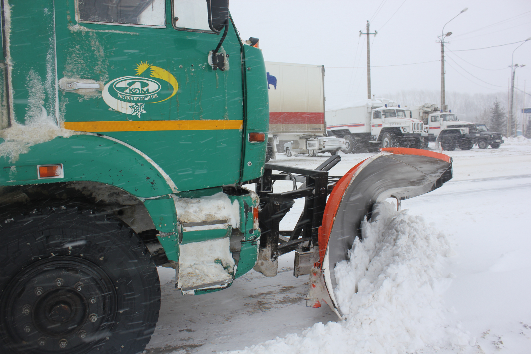 В Мордовии из-за снегопада в готовности к реагированию на возможные ЧС  находятся силы МЧС, МВД и Минздрава