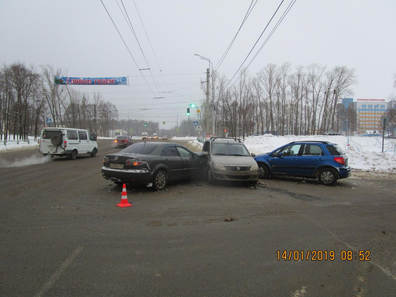 Тройное ДТП в Саранске: пострадали два человека