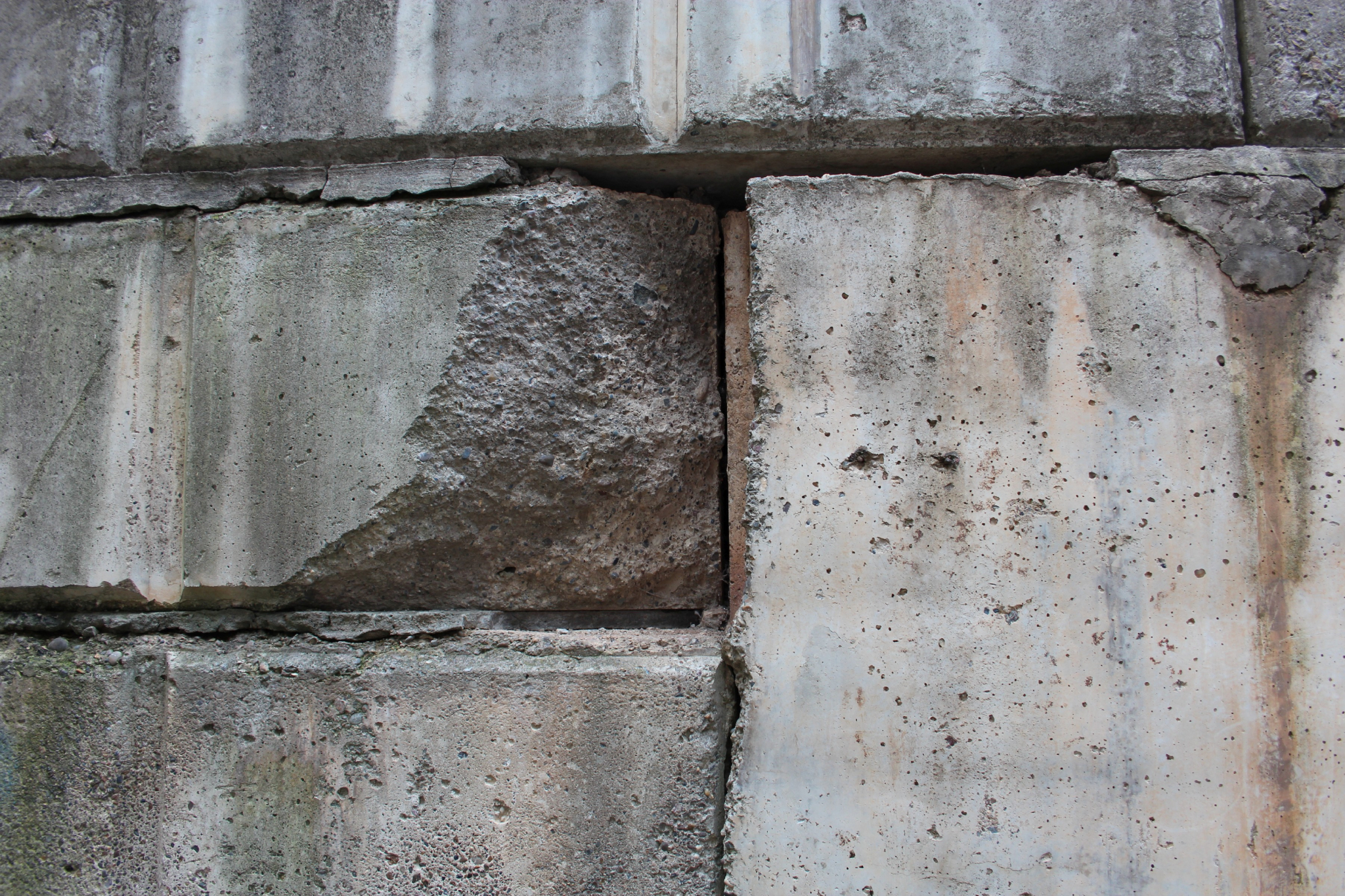 В Саранске наледь стала причиной обрушения кирпичной кладки многоэтажки