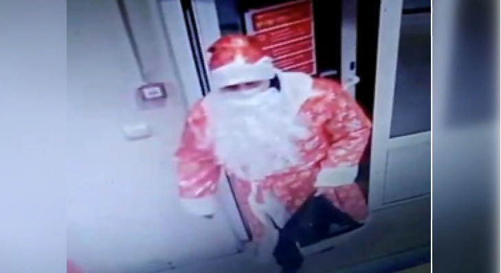 Трудное материальное положение толкнуло «Деда Мороза» на ограбление салона связи в Саранске