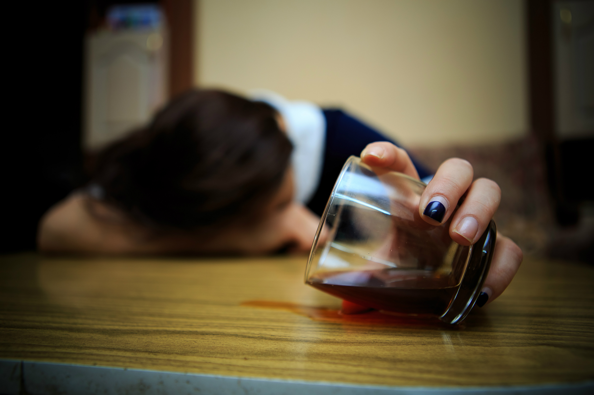 Алкоголь стал причиной смерти 14 жителей Мордовии