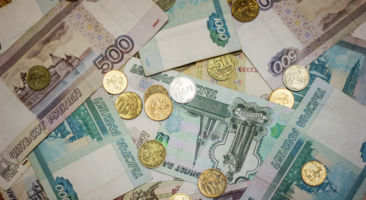 Должник из Саранска потратил почти 300 тысяч рублей на оплату долгов