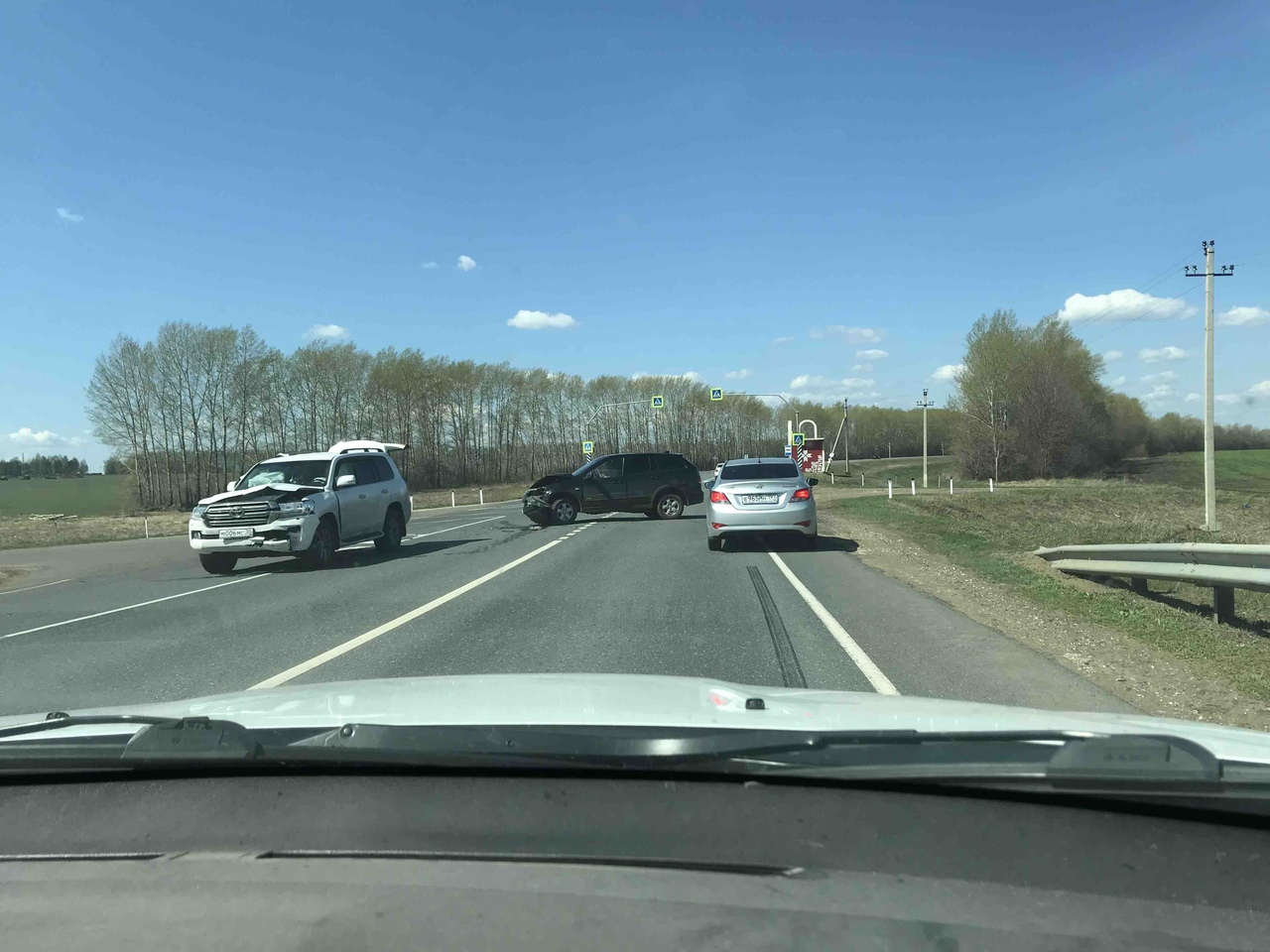 В Мордовии столкнулись два внедорожника