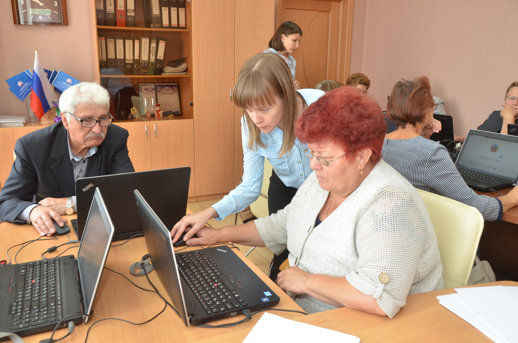 Республика Мордовия: «Ростелеком» помогает пенсионерам осваивать компьютер