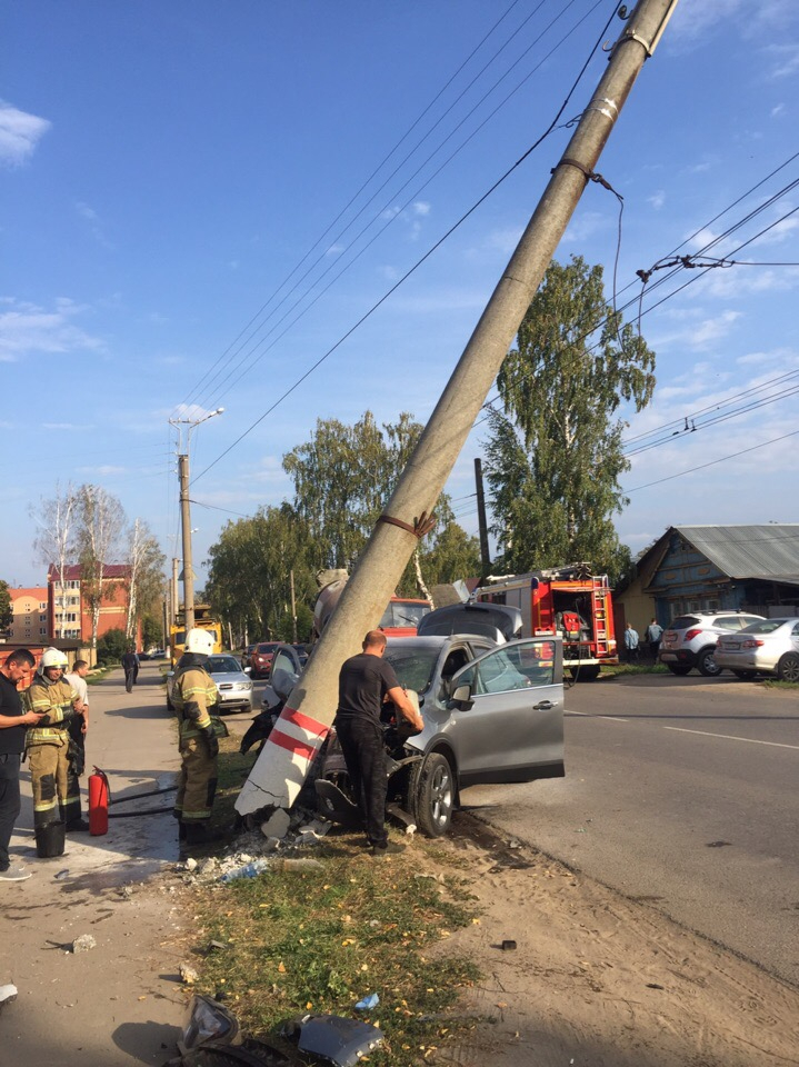 ДТП в Саранске: автоледи стало плохо за рулем