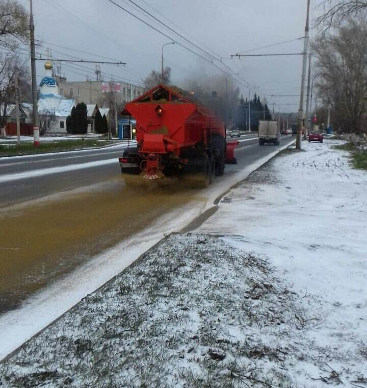 38 единиц техники направили на борьбу со снегопадом в Саранске