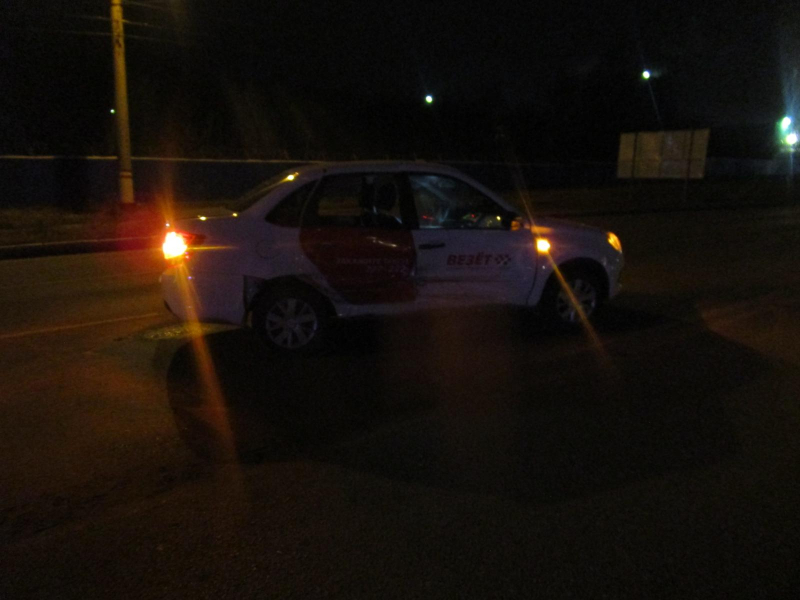 Жительница Саранска попала в больницу после поездки на такси