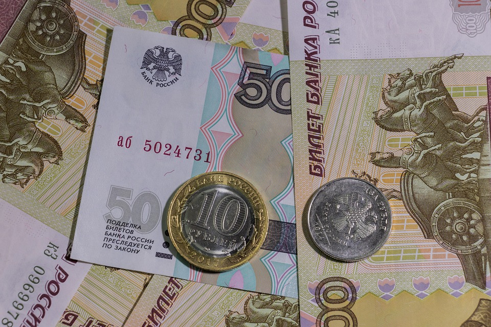 Пенсионер из Мордовии хотел получить пособие, а в итоге лишился 176 тысяч рублей