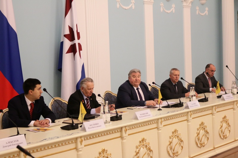 Власти Мордовии помогут сельским поселениям отремонтировать памятники героям ВОВ