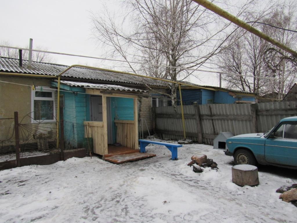 Житель Мордовии украл у соседки, хоронившей супруга, деньги и пять бутылок водки