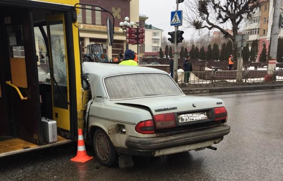 Стали известны подробности смертельного ДТП с участием автобуса и «Волги» в Саранске
