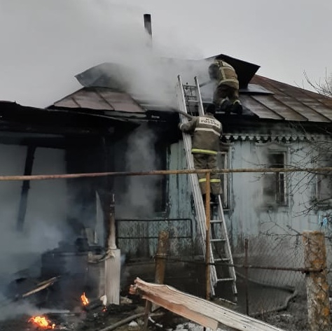 Житель Мордовии в первый раз затопил печь, устроил пожар и получил ожог головы