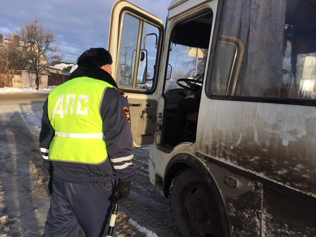 В Мордовии водители перевозили пассажиров на опасных автобусах