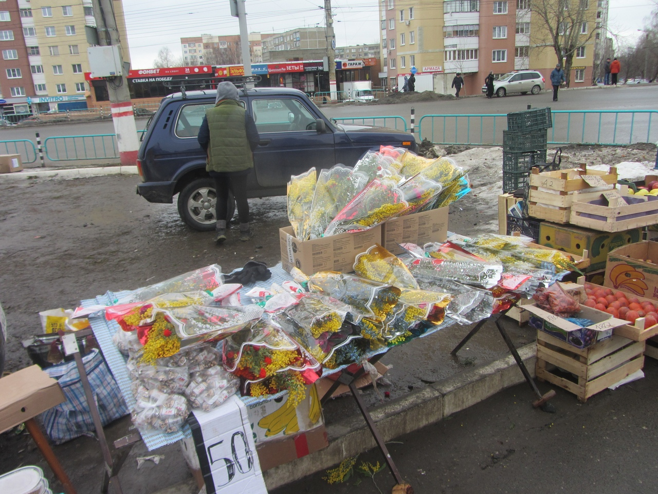 В Саранске оштрафовали нарушителей за торговлю в неположенных местах
