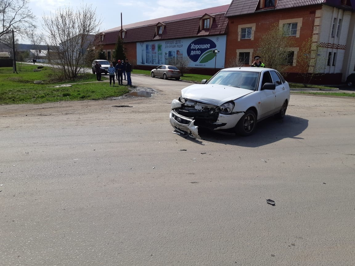 Пьяный водитель «Приоры» устроил ДТП в Мордовии