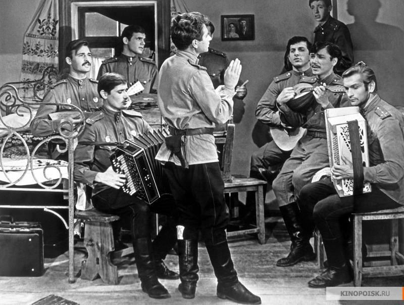Тест: Угадаете легендарный советский фильм о войне по известным словам из песни?