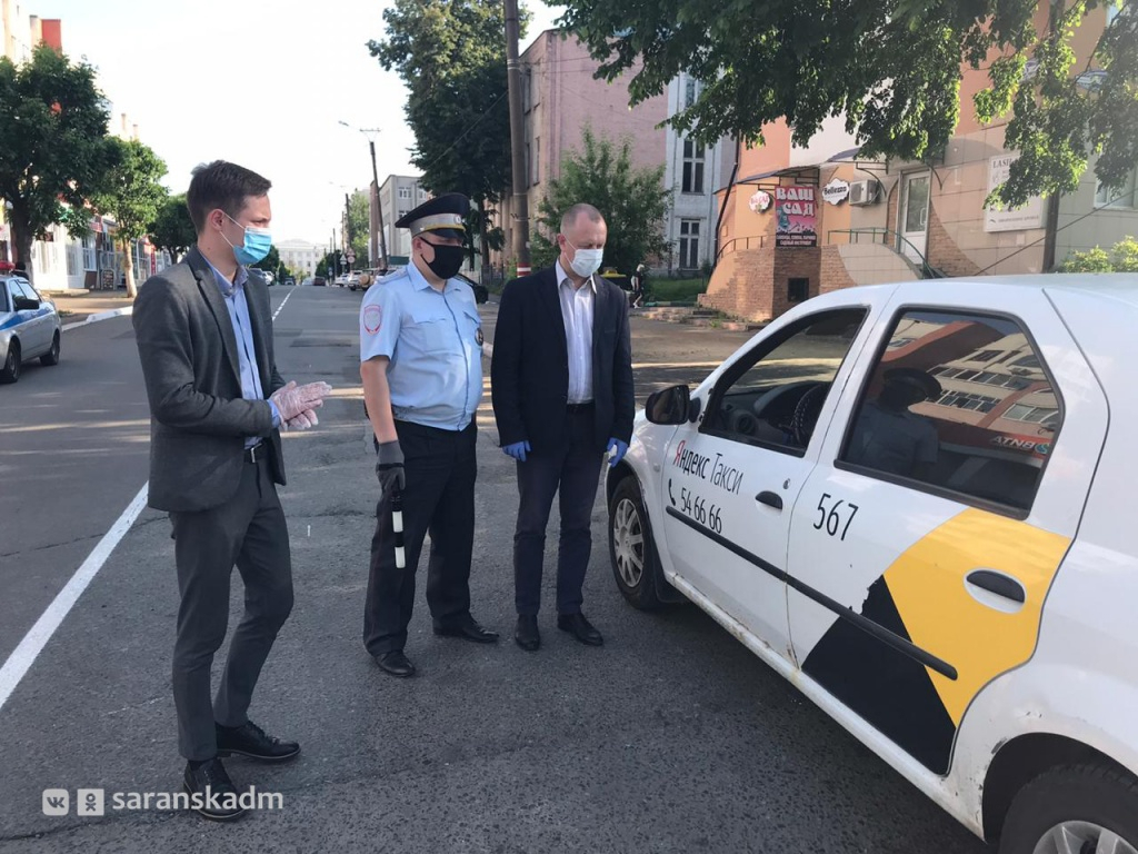 Таксисты Саранска нарушают санитарные нормы