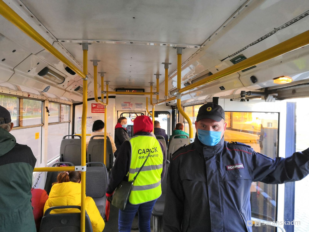 В Саранске продолжаются проверки соблюдения масочно-перчаточного режима в общественном транспорте