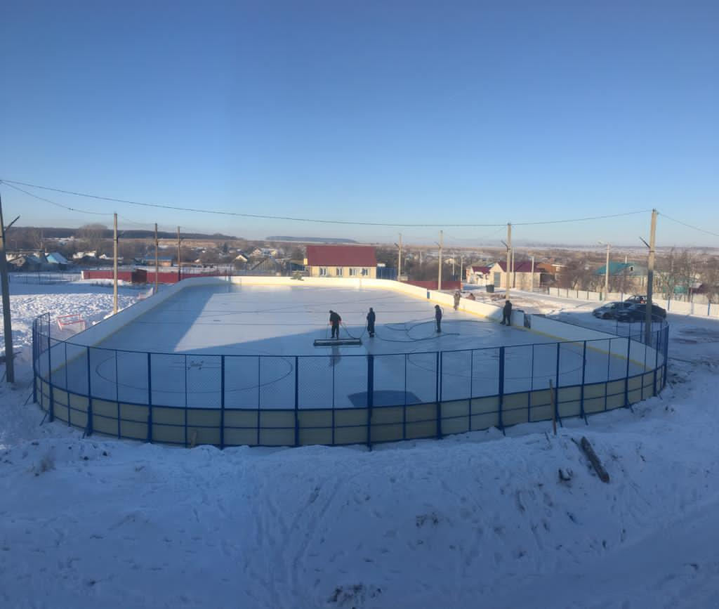 Большеигнатовский район: хоккейный корт к зимним каникулам готов