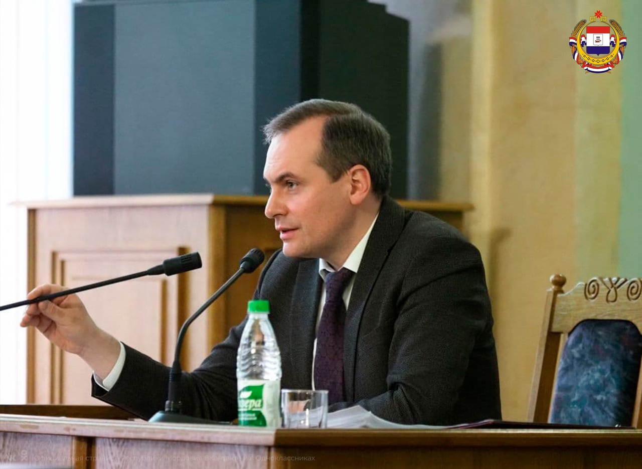 В Мордовии внесли изменения в две статьи Конституции