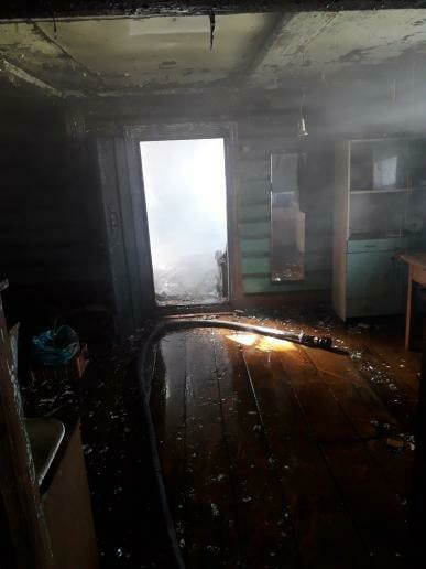 В Мордовии 43-летний мужчина погиб во время пожара в деревянном доме