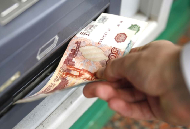 В Саранске операционист банка обвиняется в краже 750 тысяч рублей со счета клиента