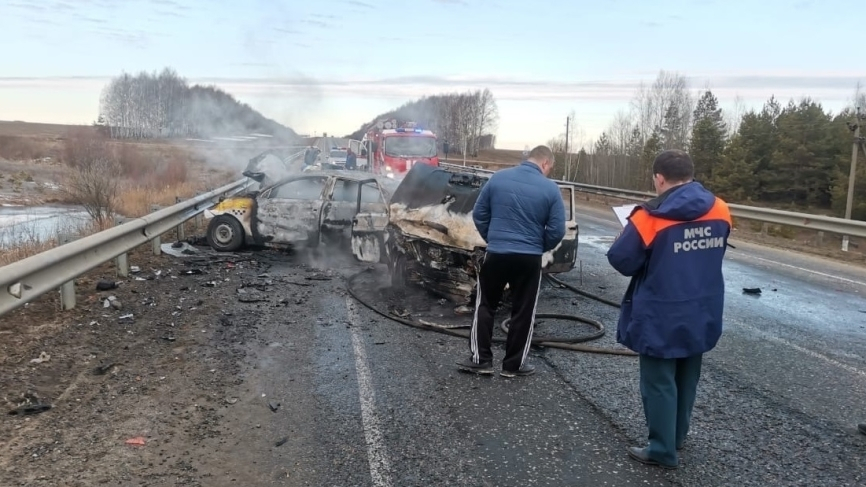 Один человек погиб и четверо ранены после аварии в Мордовии