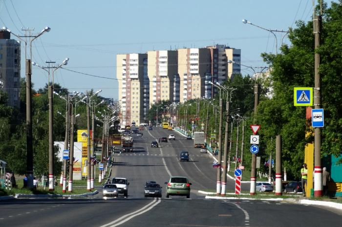 Мордовия улица. Саранск Химмаш улицы. Город Саранск улица Косарева. Саранск широкая улица. Саранск фото улиц.