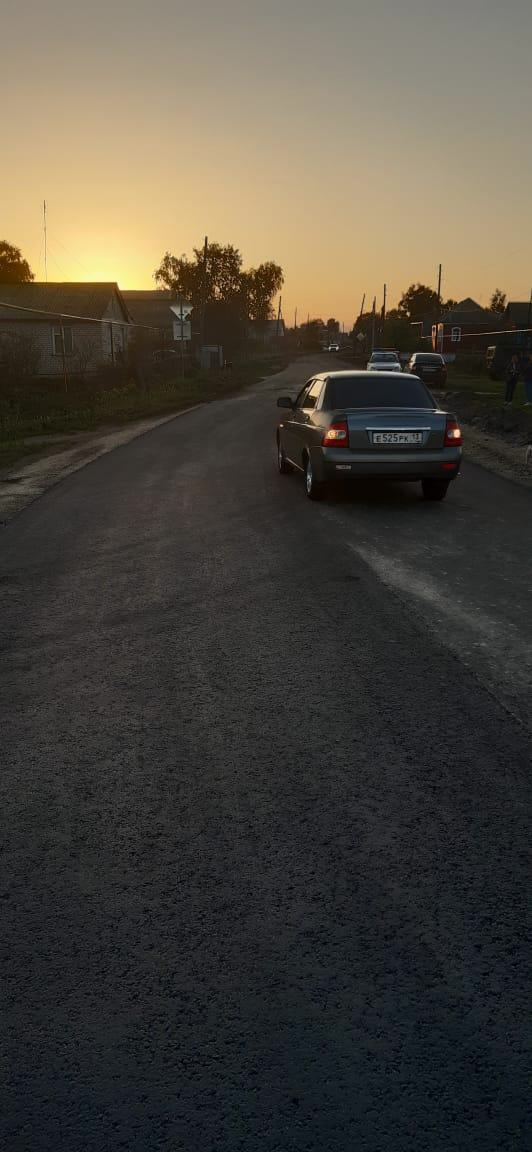 В Мордовии 20-летний житель деревни в Ичалковском районе на «Приоре» сбил двух женщин