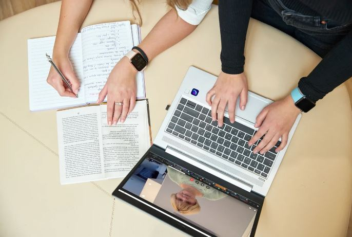 «Сферум» продолжает расти: в платформе зарегистрировано уже 300 тысяч пользователей