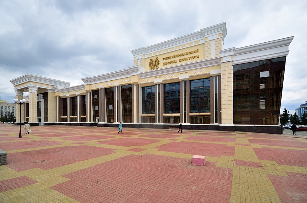 У здания РДК в Саранске запретят стоянку 30 июня и 1 июля