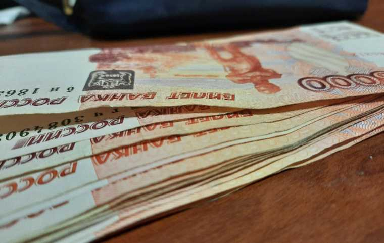 Мошенники похитили у жителя Саранска 950 тыс. рублей, заставив взять его кредит